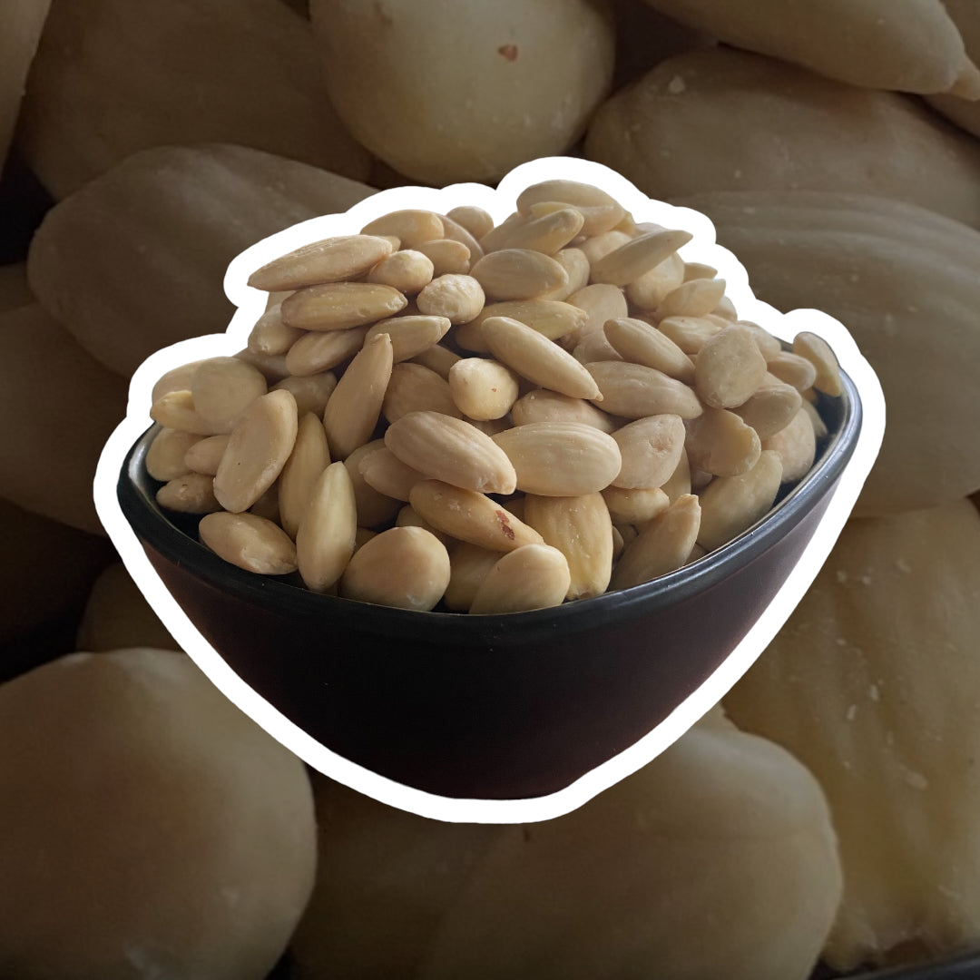 Mandeln weiß knackig frisch geröstet - Delitisch